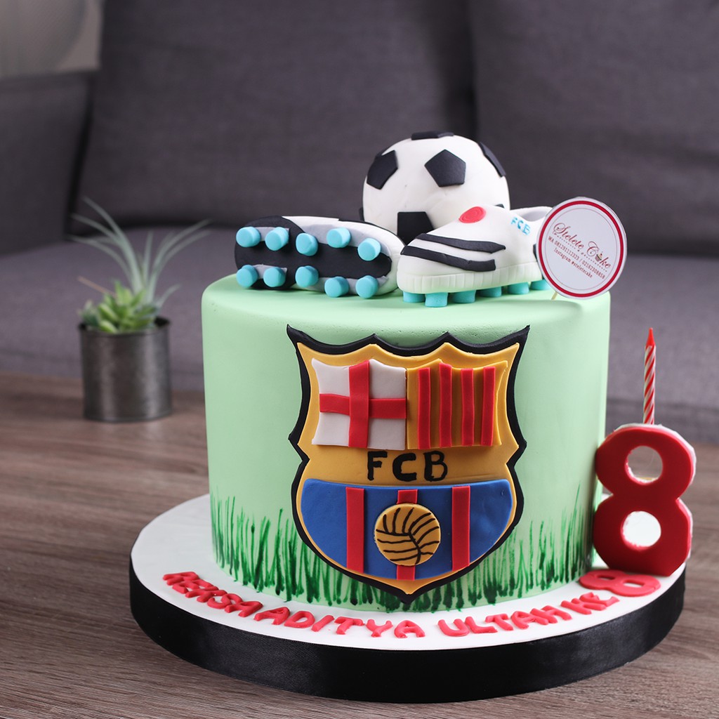 

Kue Ulang Tahun / Birthday Cake tema Sepak Bola / MHN BACA KETERANGAN