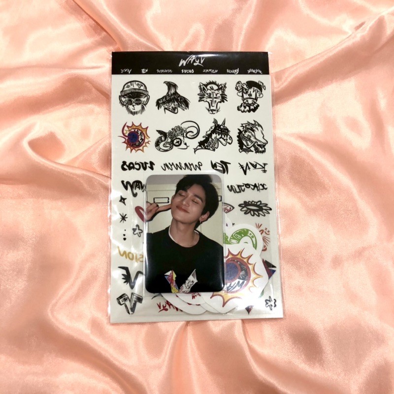 [BOOKED] WAYV TATTOO LUGGAGE LUCAS MD / MERCHANDISE DESIGNED BY TEN PHOTOCARD PC