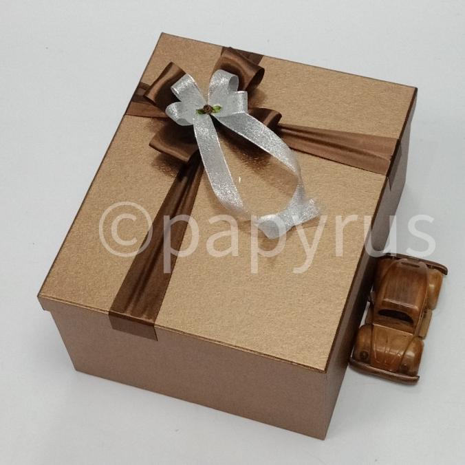 

[COD] PAPYRUS 25x30 Tinggi 15cm Kotak Kado Gift Box [COD]