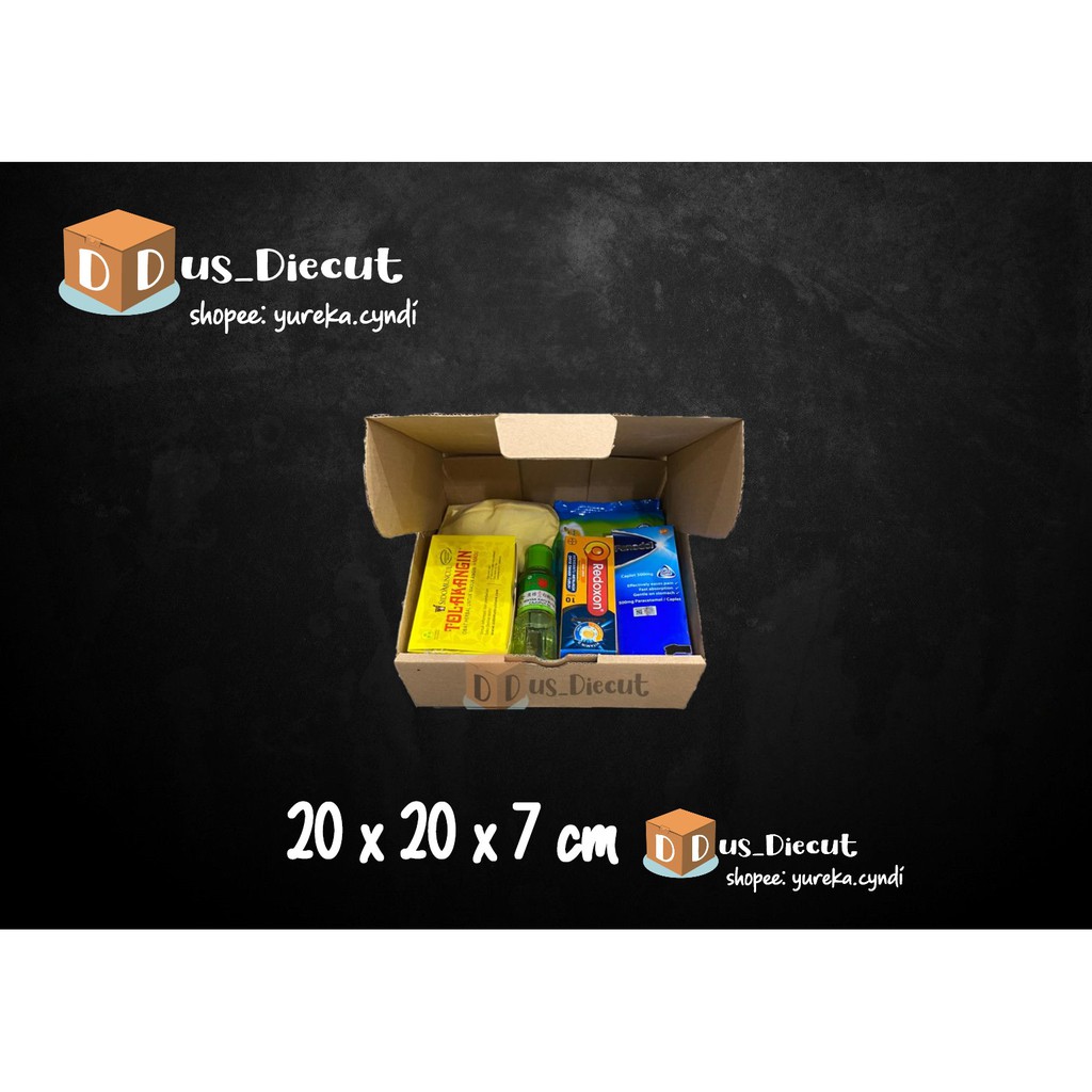 

Kardus die cut uk. 20x20x7 cm (model box pizza)