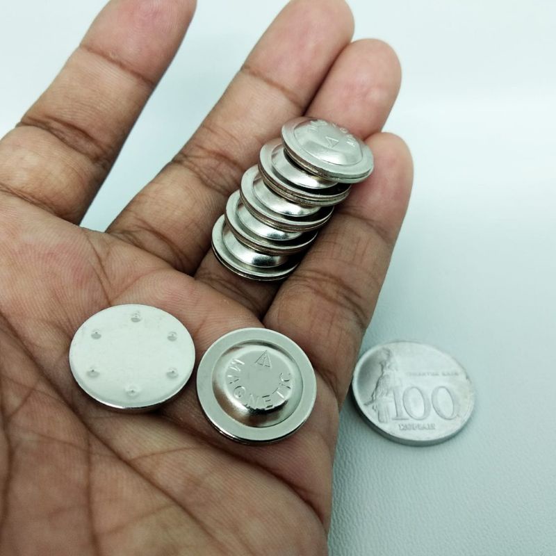 

Paket 300 Pcs Round Pin Nama loggo Magnetik Diameter 17mm D1,7cm