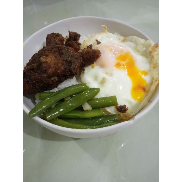 

nasi ayam bumbu juhi