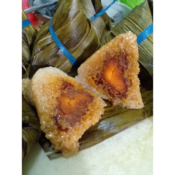 

BAKCANG AYAM TELUR ASIN HALAL 1PCS