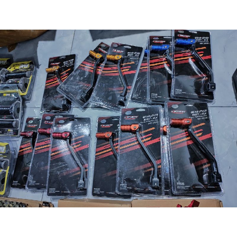 operan gigi scarlet klx D-Tracker