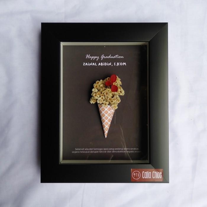 

Buket Frame Bunga Kering Ice Cream Kado Hadiah teman pacar sahabat