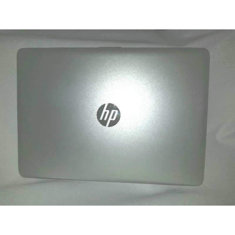 Laptop Second HP 14 inch Desain Grafis 14-BS011TX Core i5