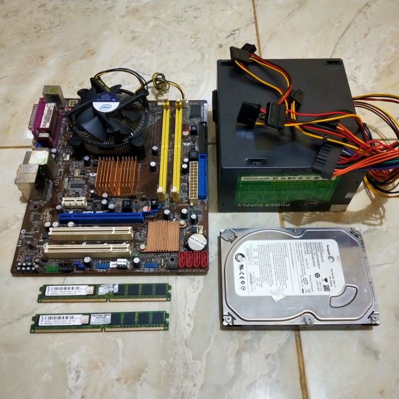 PC Komputer core 2 duo Ram 4GB SSD 128GB lengkap siap pakai