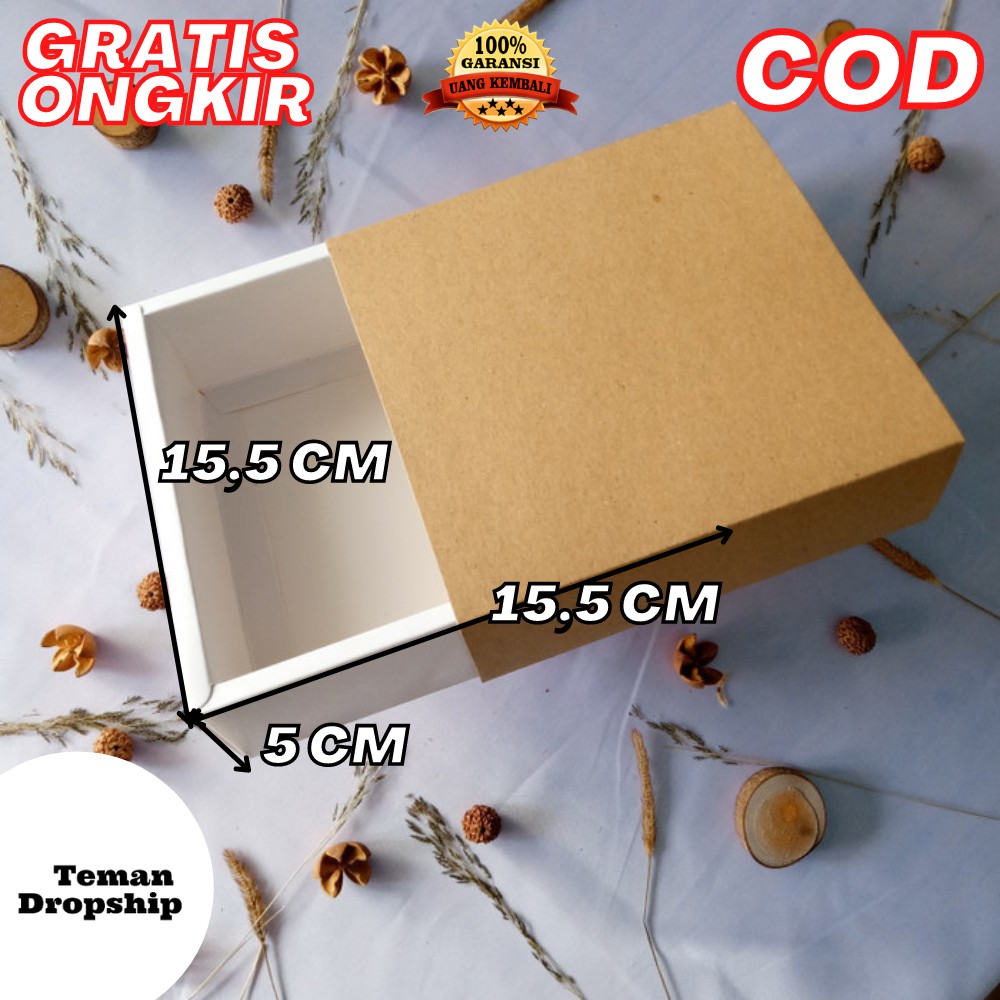 

KARDUS HAMPERS KOTAK GIFT BOX KADO PERSEGI PACKING UKURAN 15,5 X15,5 X 5CM - MIX 02