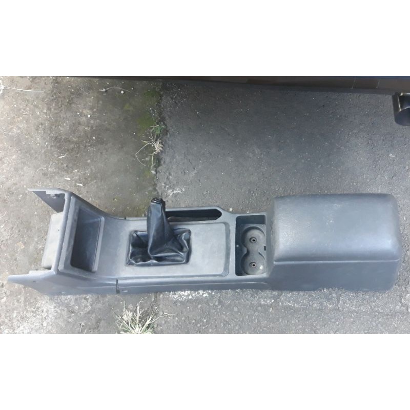 konsul box consulebox centerbox handrest ori mitsubishi kuda consulbox console box konsol box