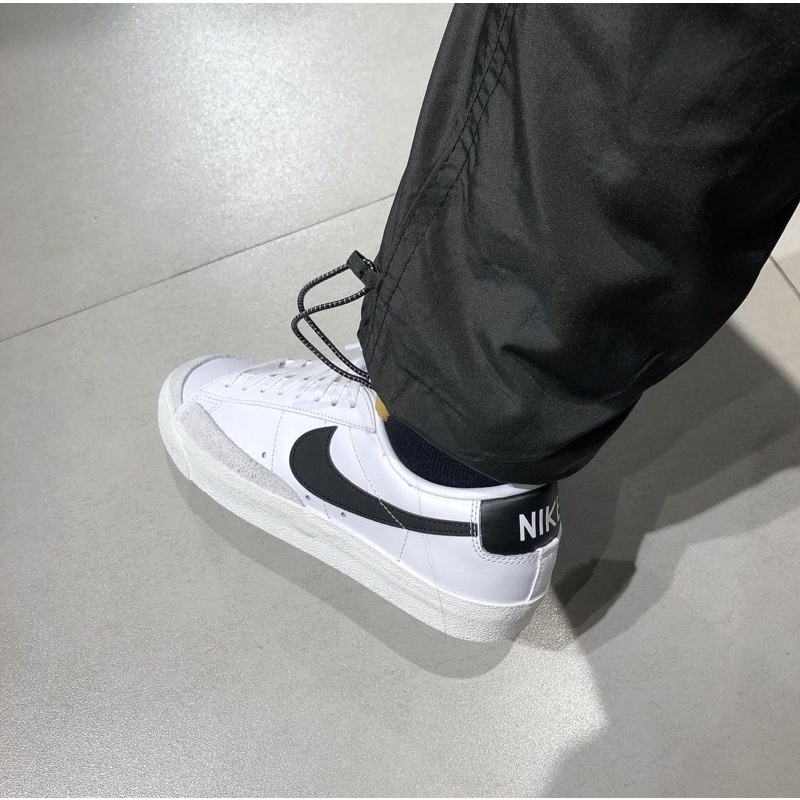 NIKE BLAZZER LOW 77 VINTAGE BLACK WHITE