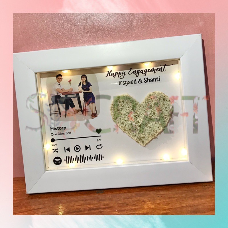 

Spotify Flower in Frame | Kado Graduation / Kado Ulang tahun / Kado Anniversary / Kado Wedding / Kado