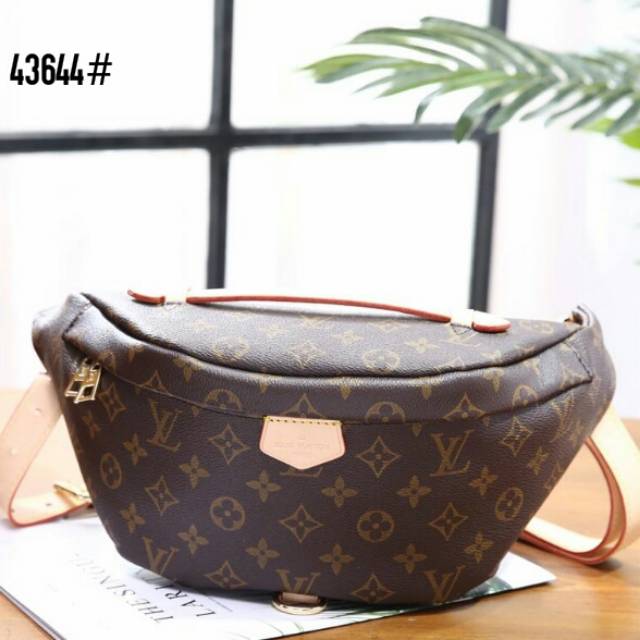 High Premium LV Louis Vuitton Bumbag 43644