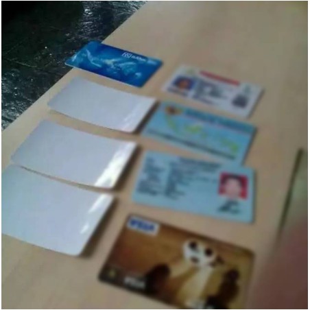 

Stiker Anti Gores Laminating KTP SIM Kartu Kredit Credit Card antigores ATM Lem Praktis