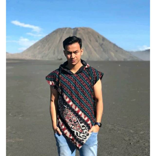 Hoodie Tenun Etnik Toraja - Unisex - Kode HT02