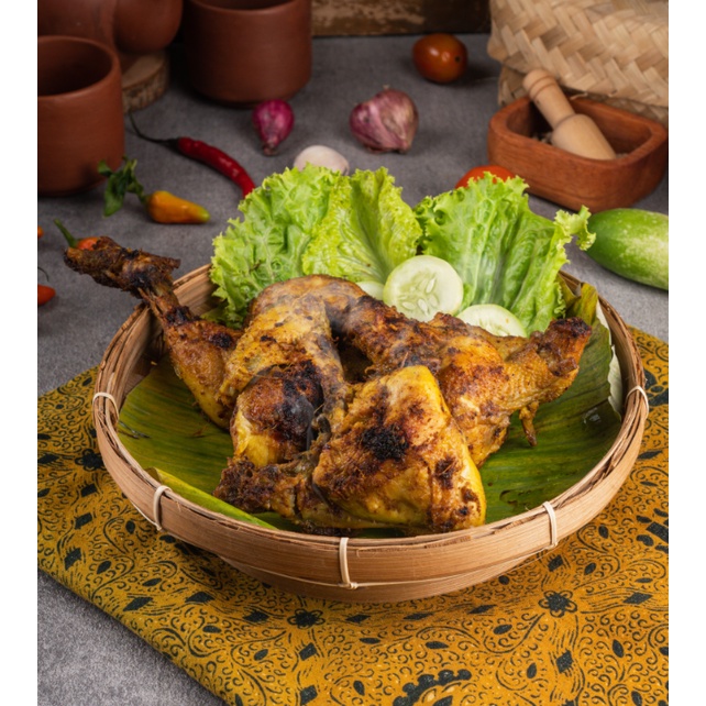 

Ayam Ungkep Goreng Serundeng 1 Kg