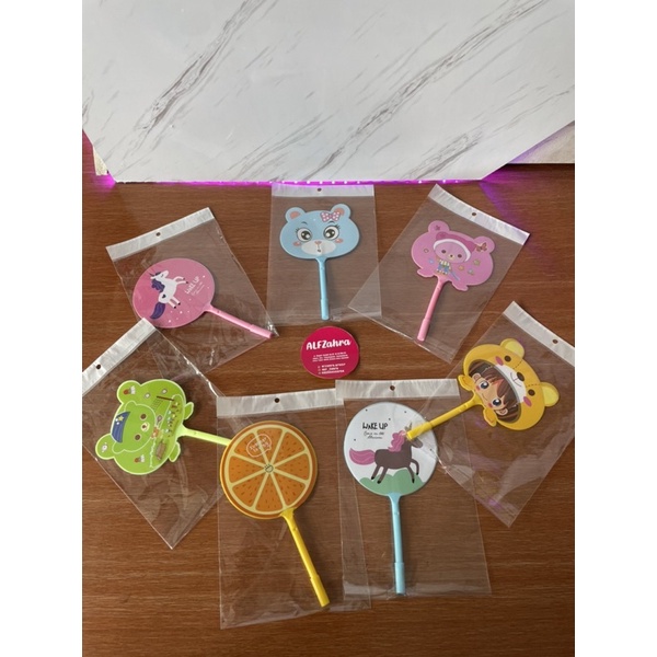 

bolpoin kipas karakter lucu