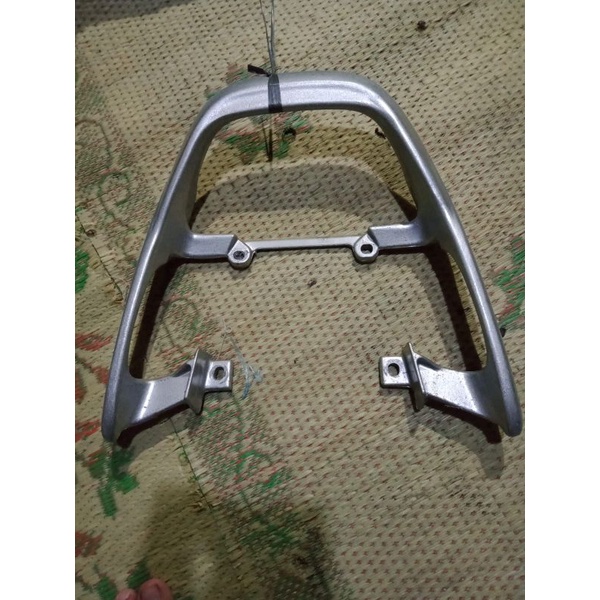 Behel begel pegangan tangan jok belakang Honda Tiger lama Tiger 2000 Tilam original copotan