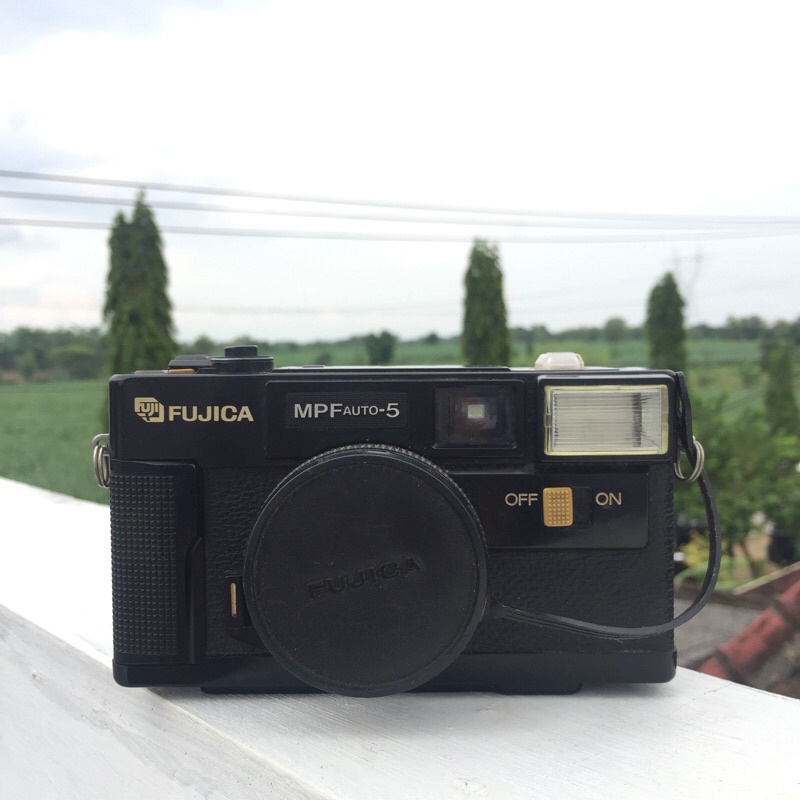 Kamera Analog Jadul Fujica MPF Auto 5 display dekorasi