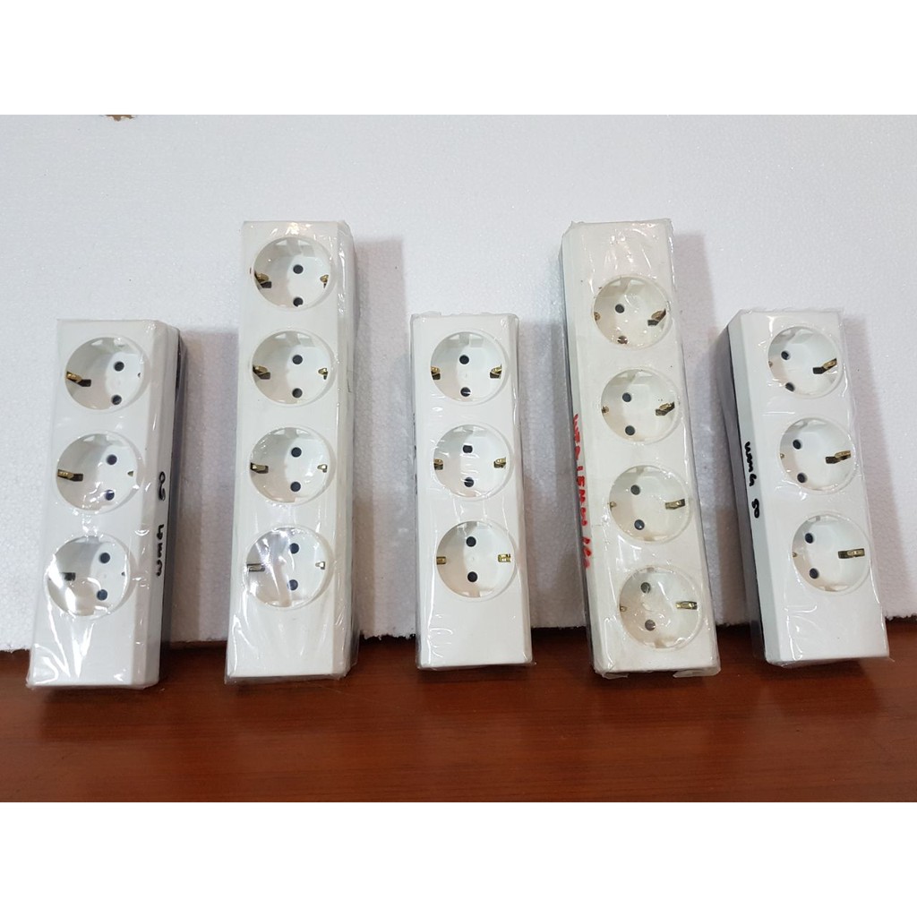 Stop Kontak 4 lubang broco