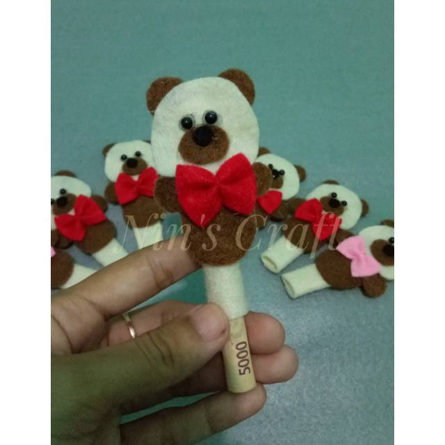 Amplop lebaran flanel unik