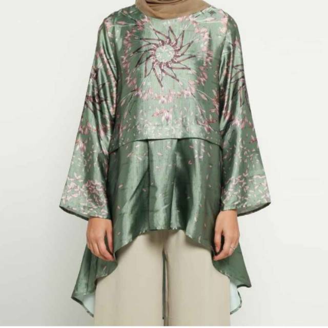 Ria Miranda plura selasih top blouse wanita