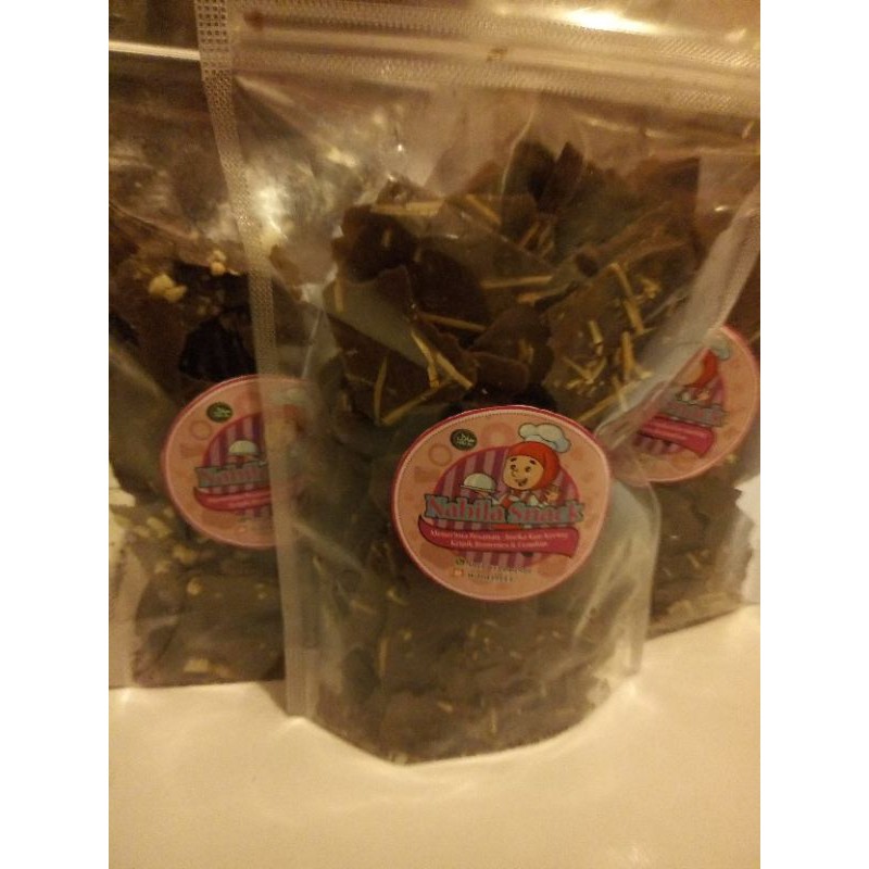

kripbo(kripik brownis) toping keju / 70 gr