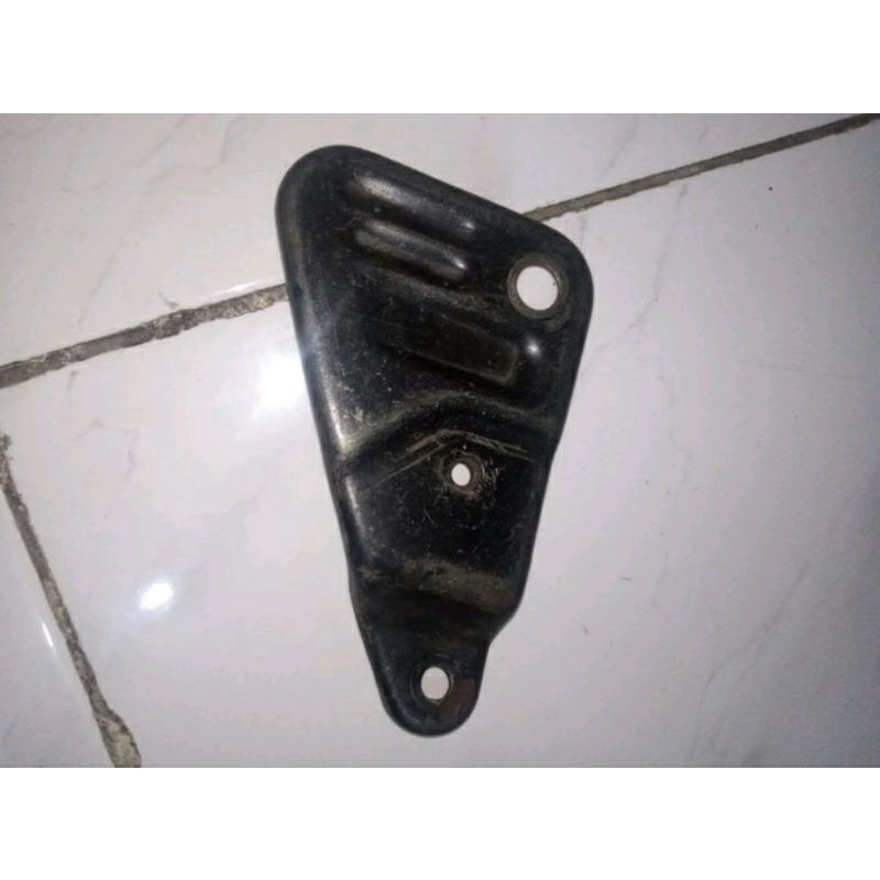 Breket Dudukan Pangkon Knalpot Honda Blade Revo Absolut Supra X 125 Original