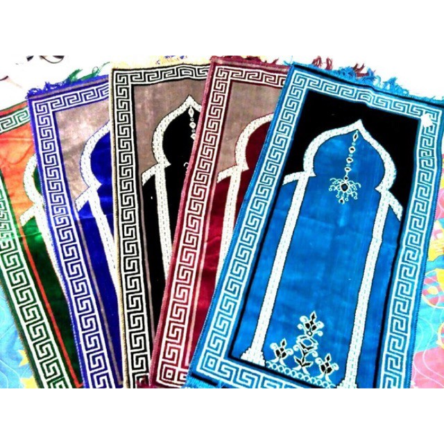 SAJADAH MURAH OLEH - OLEH HAJI BAHAN BAGUS BERKUALITAS BEST SELLER/BISA COD