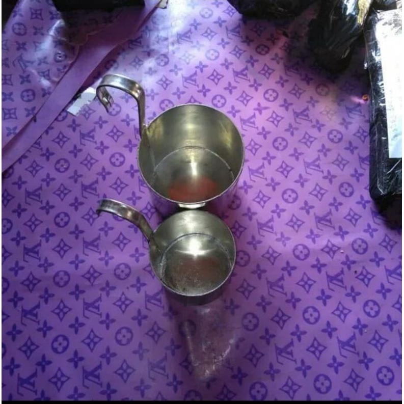 

1 Set canting/ cantingan minyak 1 liter dan 1/2 liter