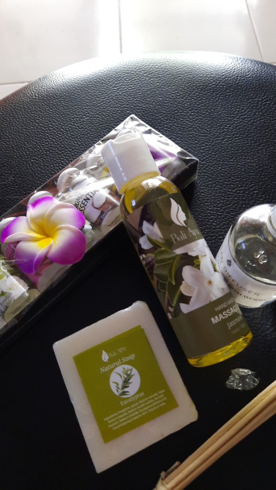 Aromatheraphy Essential Oil/pengharum Ruangan Essential Oil / Oil Pengharum Ruangan 15ml