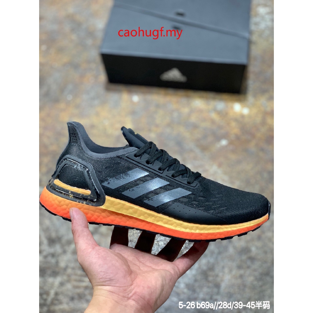  Sepatu  Sneakers Lari Model  Adidas  Ultra  Boost  Pb Untuk 