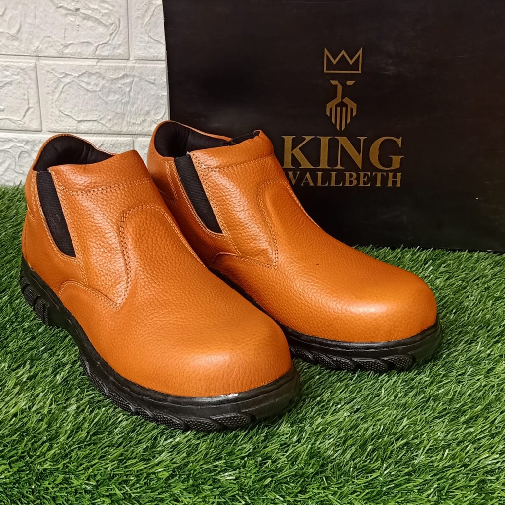Sepatu Safety Boots Kulit Pria King Wallbeth Ujung Besi Sudah di Jahit Keliling Home Industri Cibadu