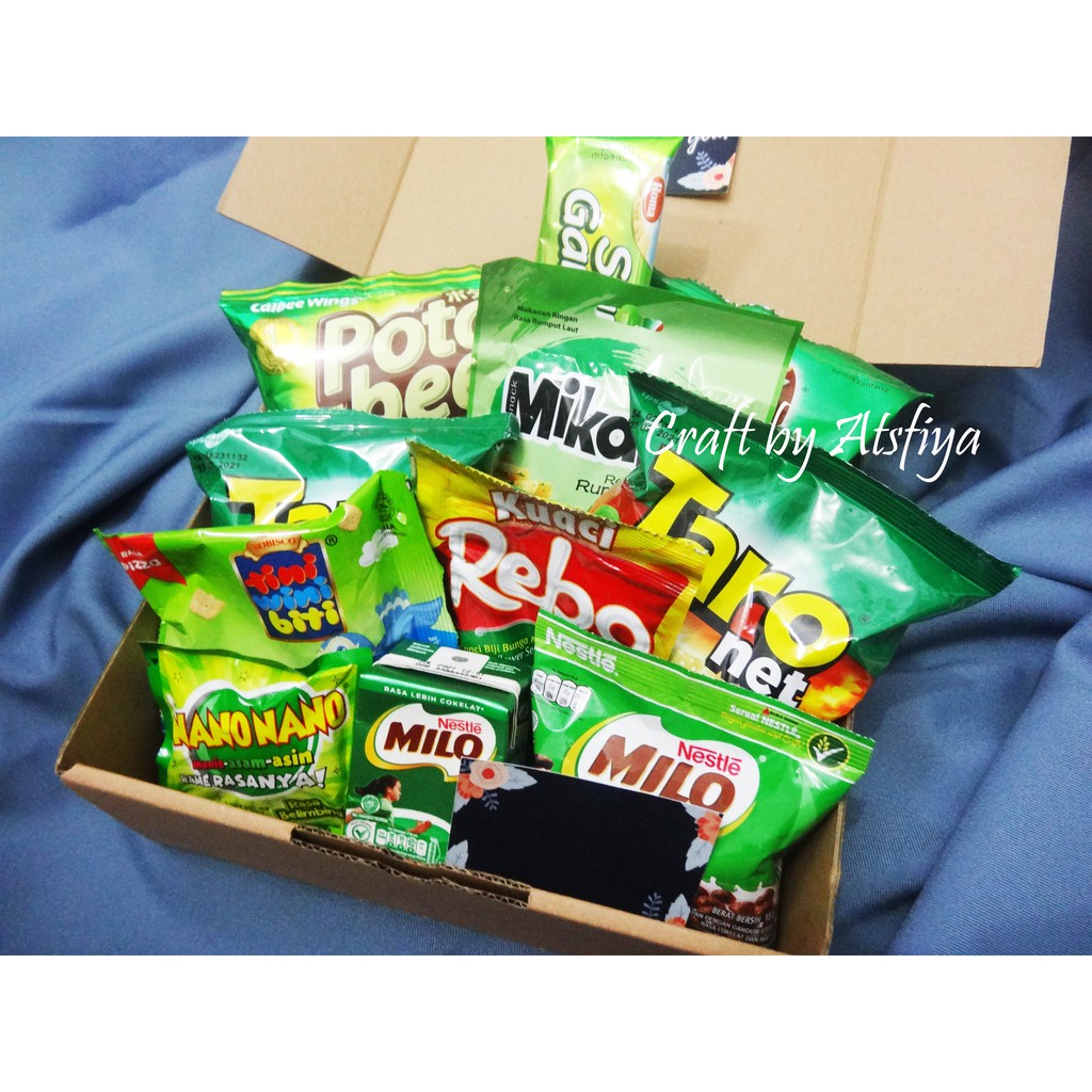 

A131 SNACK HAMPERS KADO HADIAH GIFT BOX WISUDA ULANG TAHUN BIRTHDAY