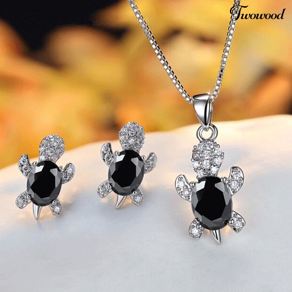 Twowood 1 Set Earrings Necklace Turtle Pendant Rhinestone Jewelry Shiny Stud Earrings Choker Necklace for Wedding