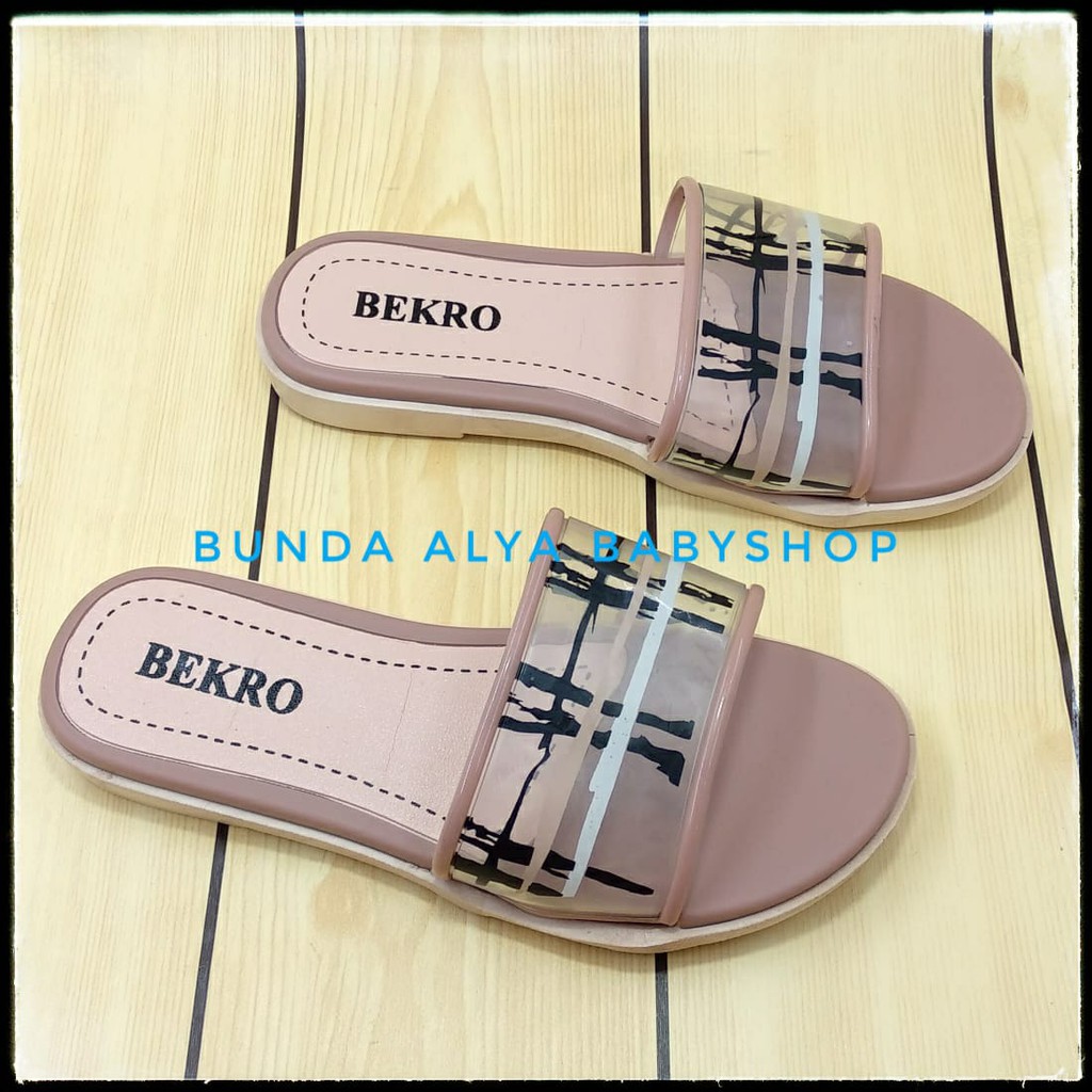 Sandal Slop Wanita SALEM Kotak Size 36 - 40  - Sendal Slop Wanita Alas Karet BEKRO - Sendal Wanita SALE