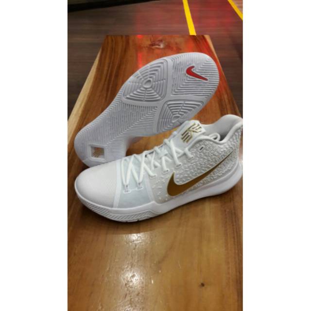 Nike kyrie 3 gold standard, original 