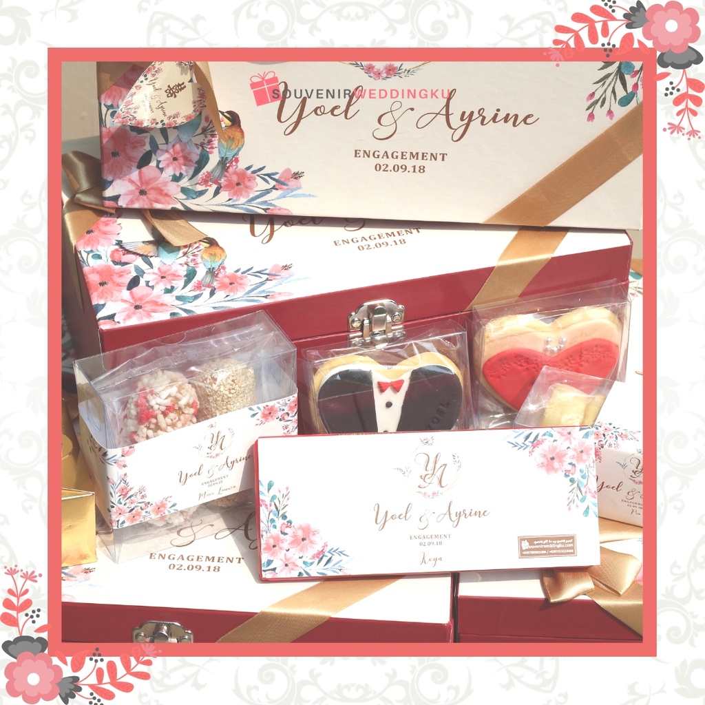 

MAKANAN LAMARAN Cookies Bridge and Groom | SOUVENIRWEDDINGKU