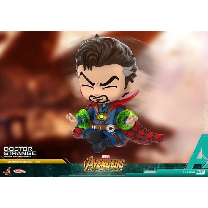 Hot Toys Cosbaby 493 Doctor Strange Future Vision ver