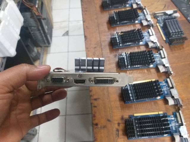 VGA ASUS EN210 1GB 64Bit DDR3 Silent
