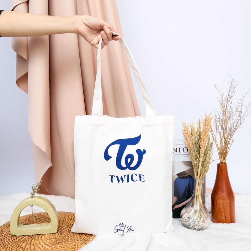 Tote Bag Kanvas Murah (Big Sale Akhir Tahun)