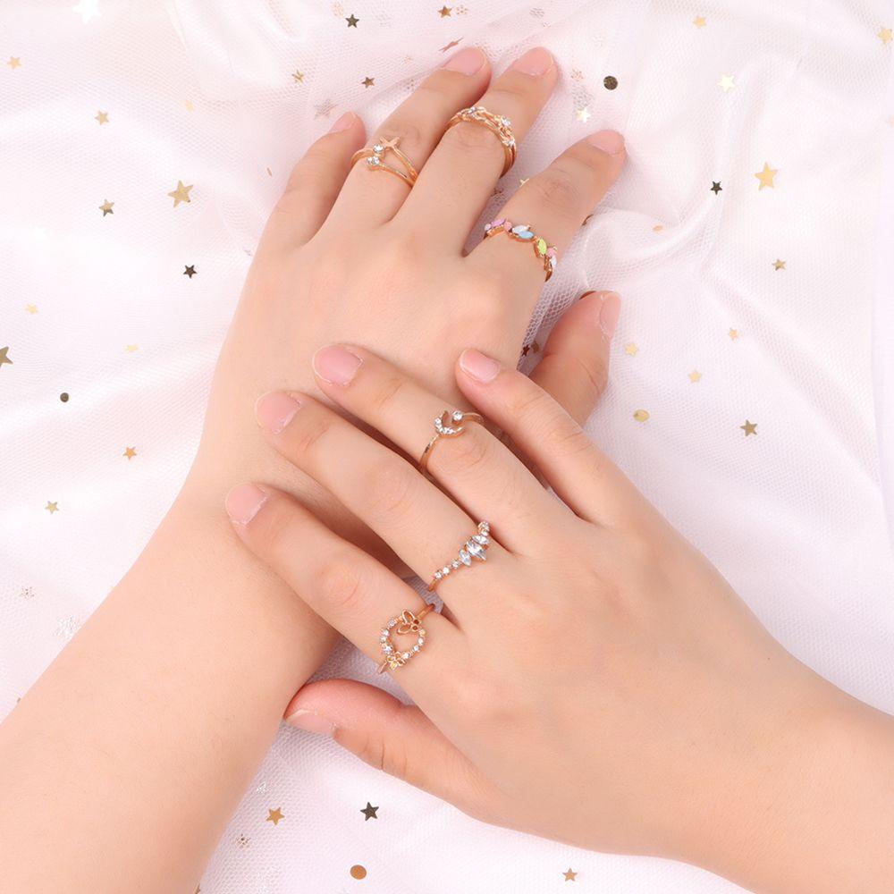 Lily Crystal Ring Cincin Kombinasi Zirkon Warna Emas Punk