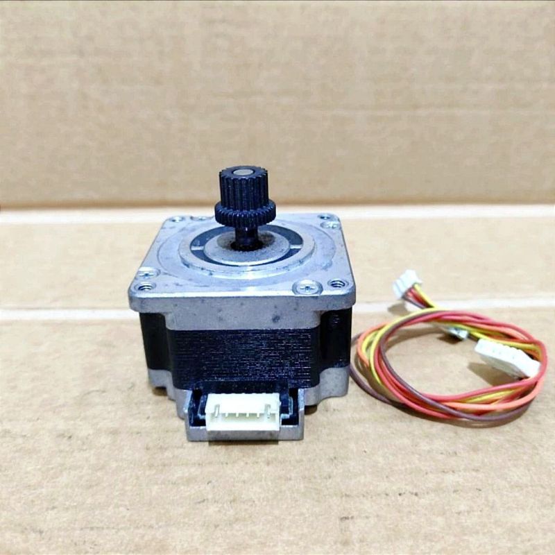 STEPPER / STEPPING MOTOR NEMA 23 4WIRE Model STA-56D1013