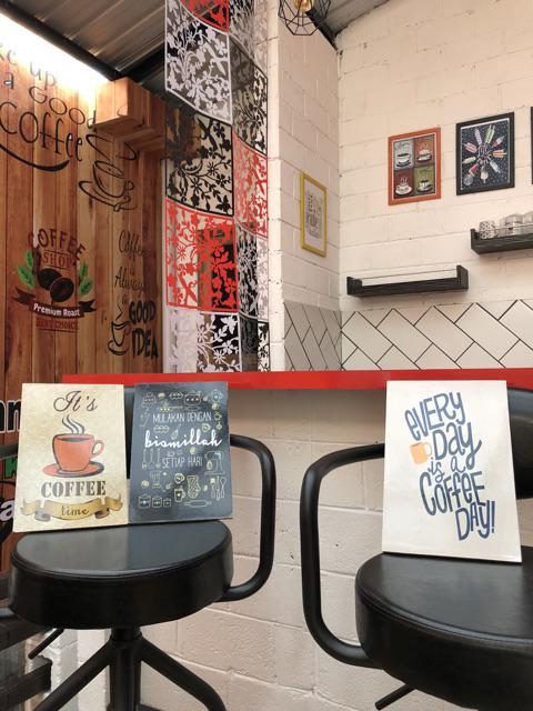 Hiasan Dinding Dekorasi Poster Pajangan Kayu Dinding