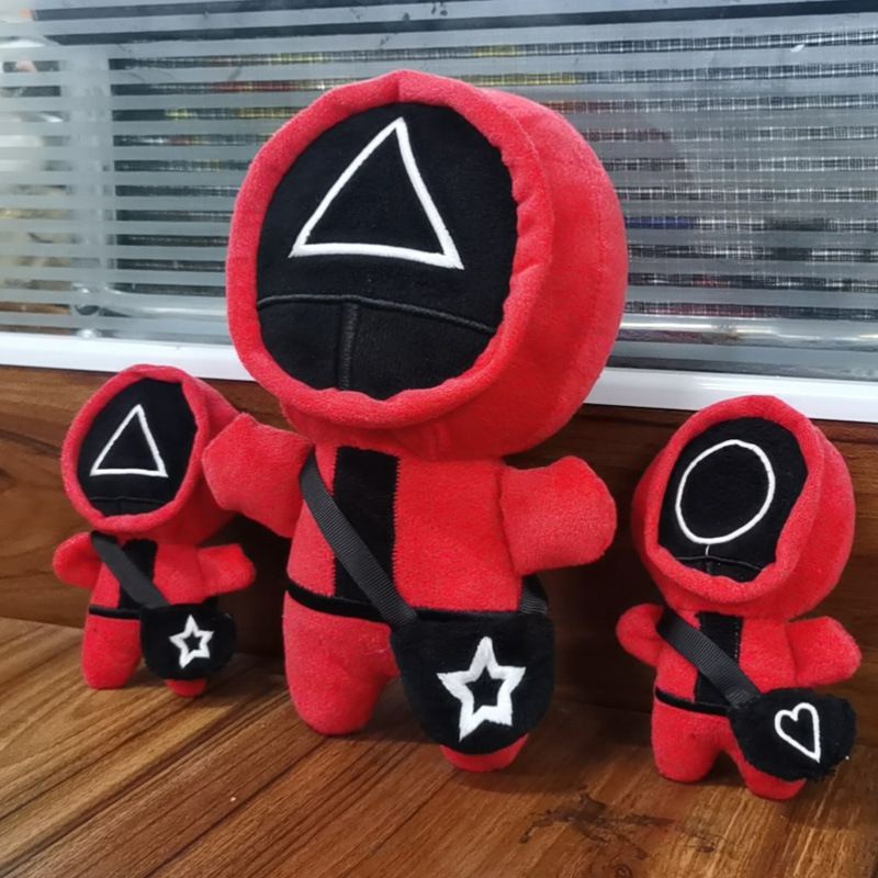 【Ready Stock】40cm Squid Game Red Guard Staff Worker Watcher Triangle Circle Plush Toys