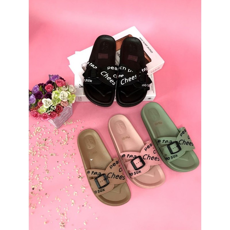 Sandal Slop Gesper Fashion Import Mokaya 1961-1