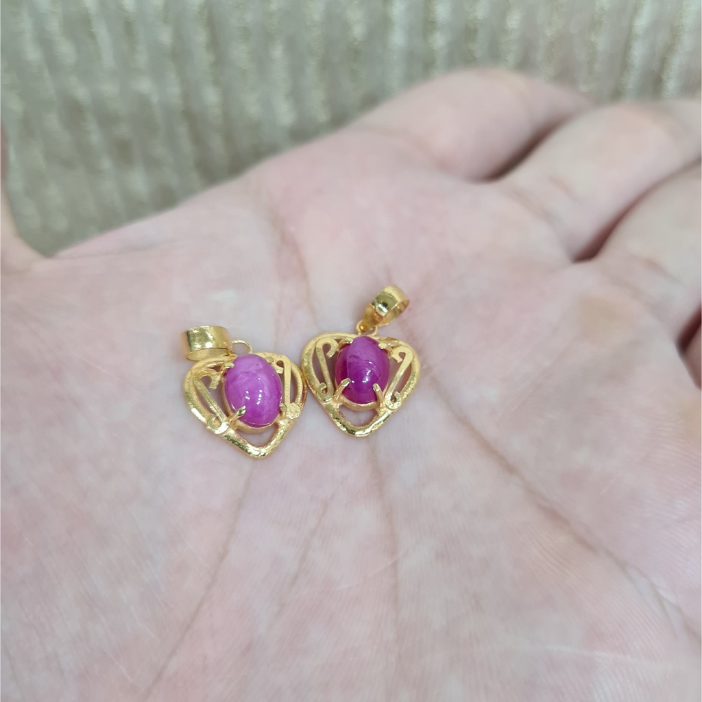 Liontin Emas Muda Love Mata AS