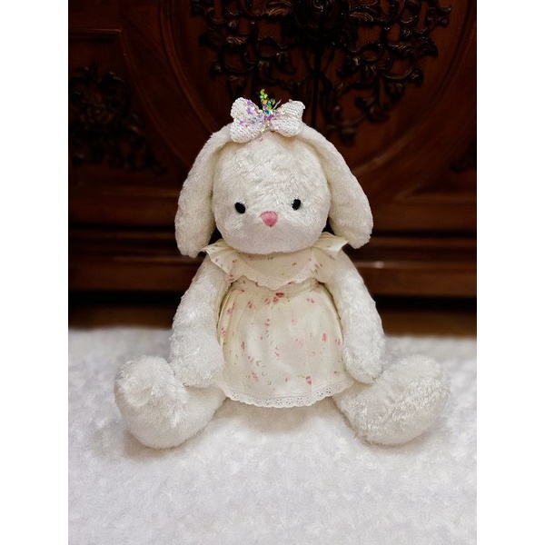 Boneka Kelinci uk besar
