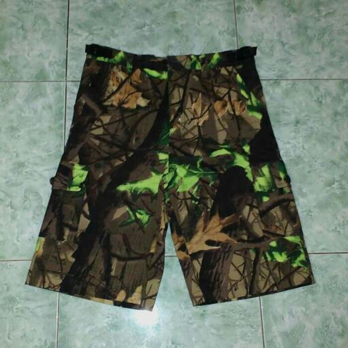 Celana kamuflase pendek / celana outdoor / celana berburu / hunting