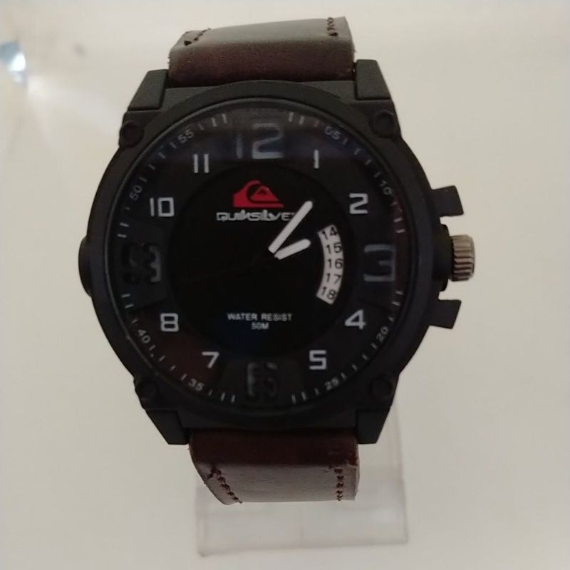 jam tangan quicksilver