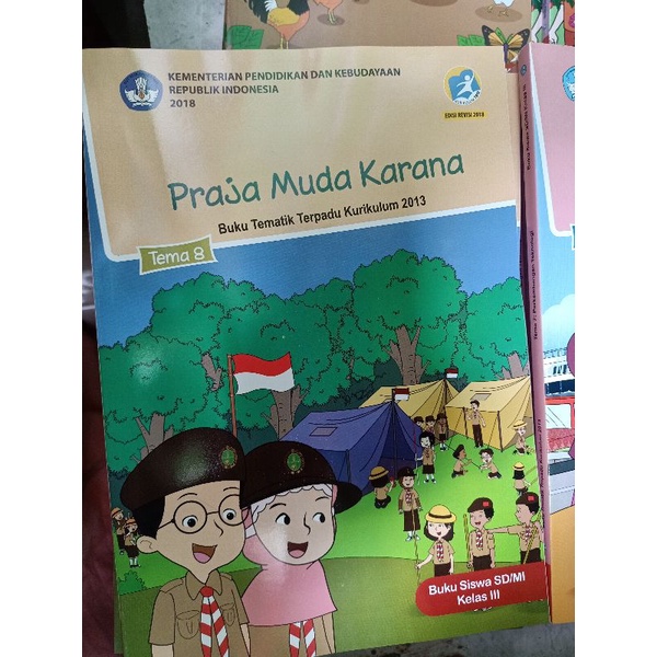 

buku paket tematik SD kelas 3 tema 8